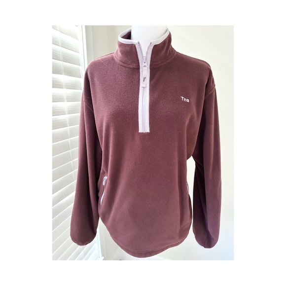 Aritzia Sweaters - TNA Women's Maroon Half-Zip Sweater